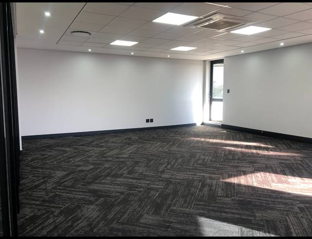 691M² OFFICE TO LET IN ROSEBANK